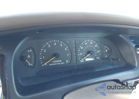 1998 Toyota Avalon Xls z USA, uszkodzony, nr VIN 4T1BF18BXWU235392